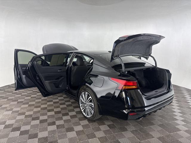 used 2025 Nissan Altima car, priced at $28,571