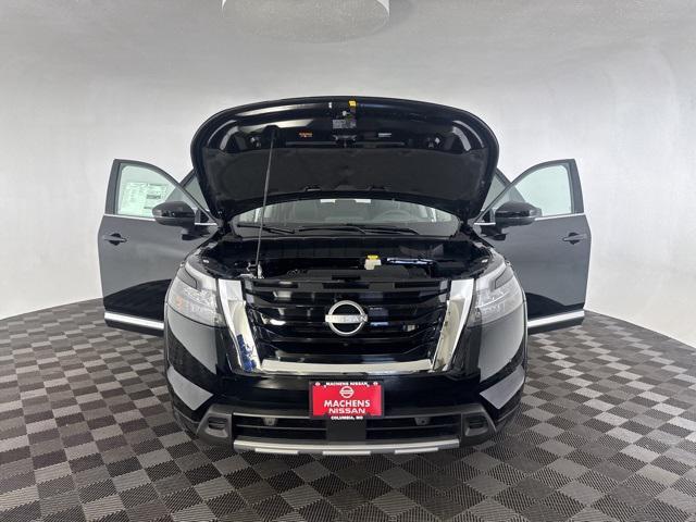 new 2025 Nissan Pathfinder car, priced at $49,404