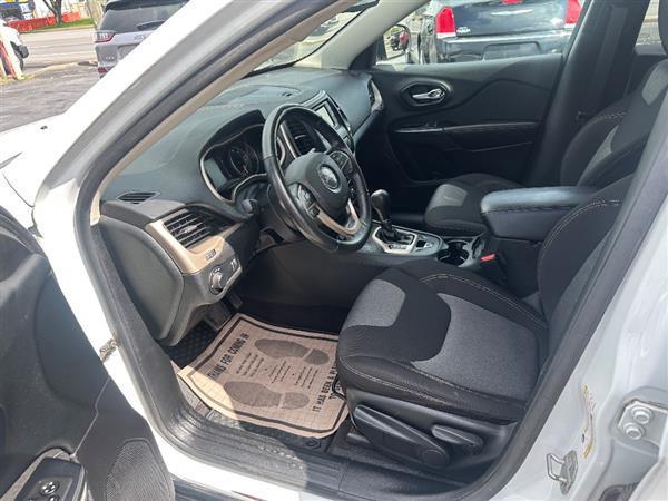 used 2016 Jeep Cherokee car, priced at $11,995