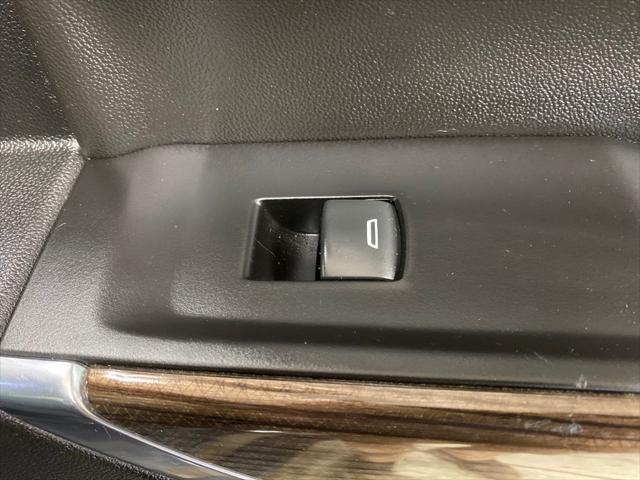used 2022 Chevrolet Silverado 1500 car, priced at $33,640
