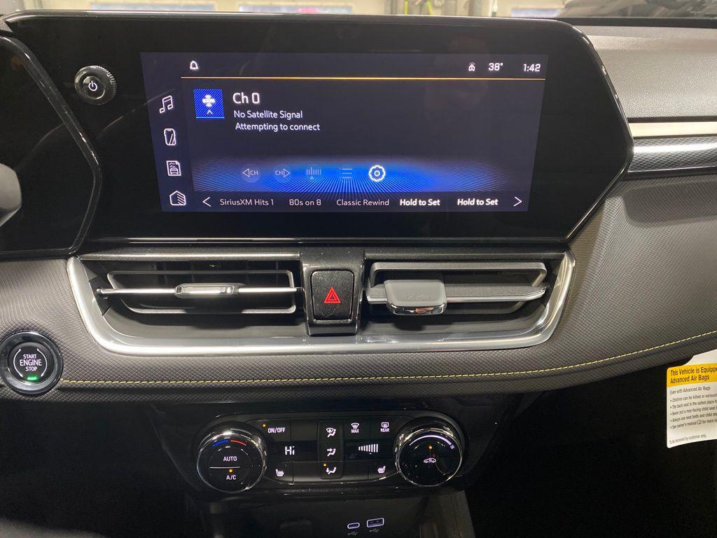 new 2025 Chevrolet TrailBlazer car, priced at $30,990