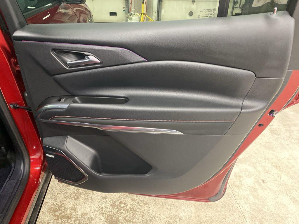 used 2024 Chevrolet Traverse car, priced at $51,147