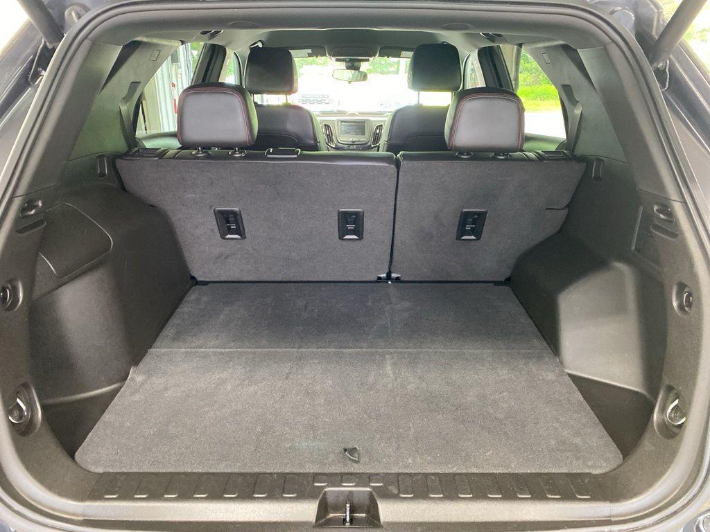 used 2022 Chevrolet Equinox car, priced at $24,900