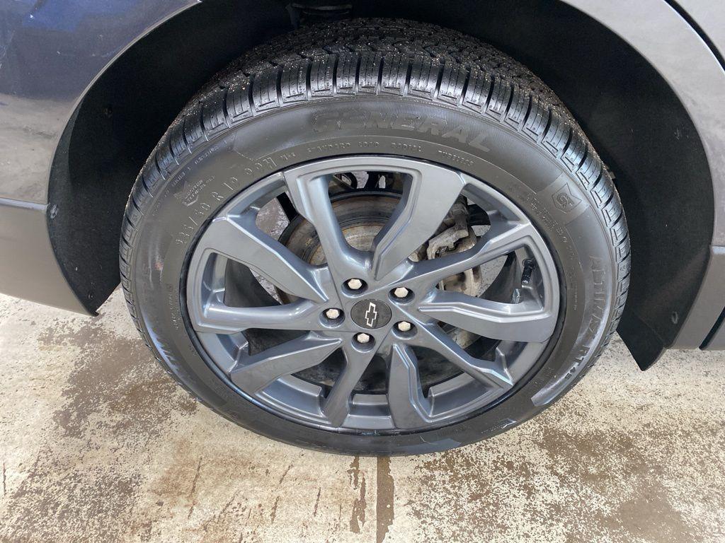 used 2022 Chevrolet Equinox car, priced at $24,900