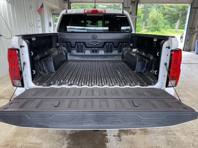 new 2025 Chevrolet Colorado car, priced at $33,880