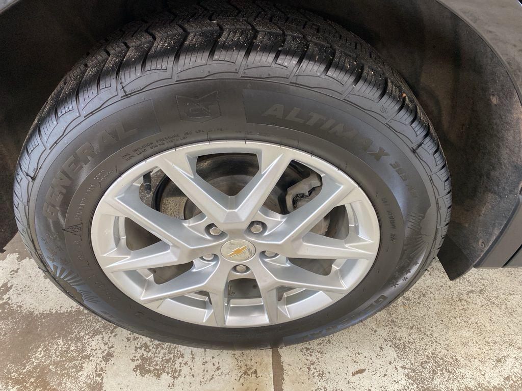used 2022 Chevrolet Equinox car, priced at $18,980