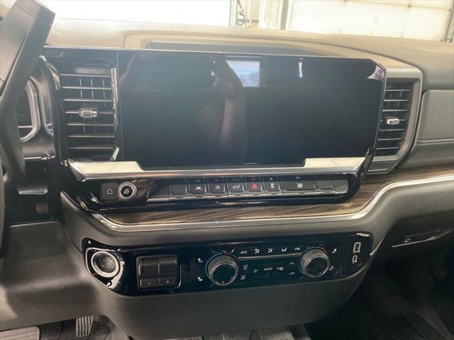 new 2025 Chevrolet Silverado 1500 car, priced at $49,221