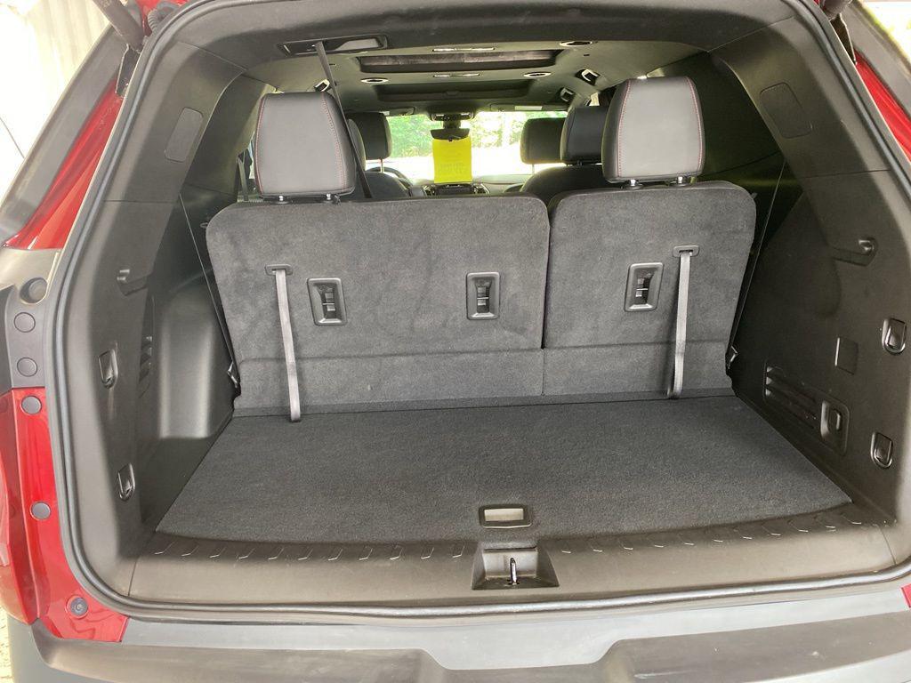used 2023 Chevrolet Traverse car, priced at $37,980