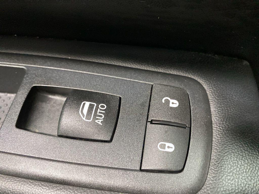 used 2017 Jeep Grand Cherokee car, priced at $13,980