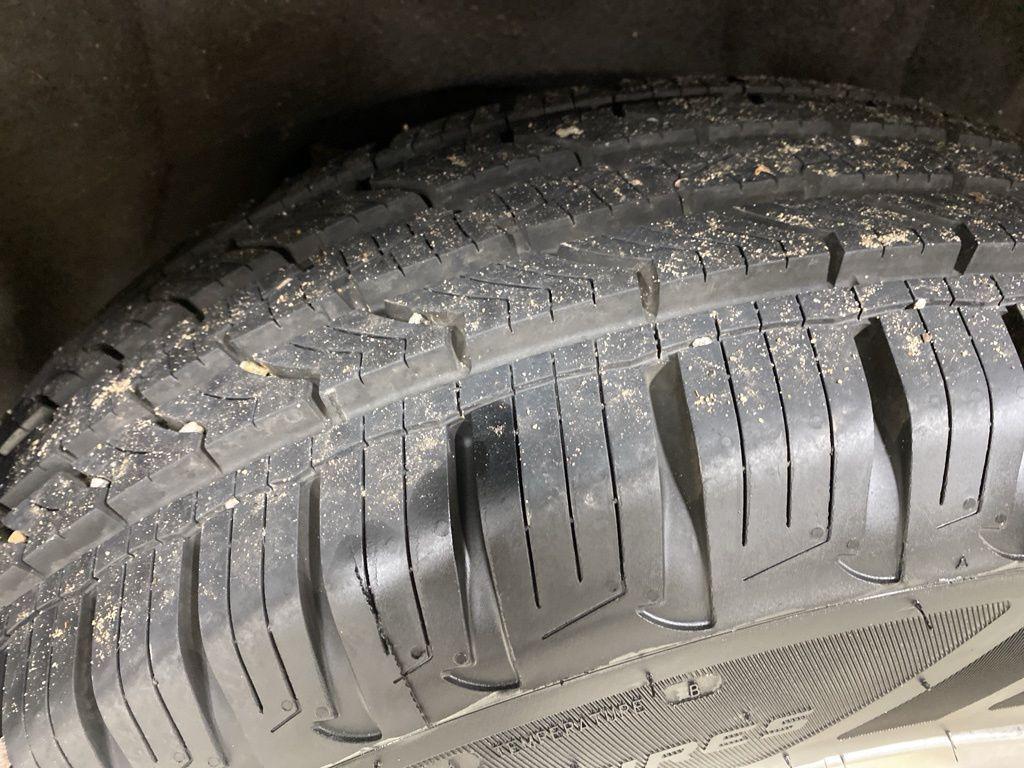 used 2017 Jeep Grand Cherokee car, priced at $13,980