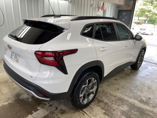 new 2025 Chevrolet Trax car, priced at $24,585