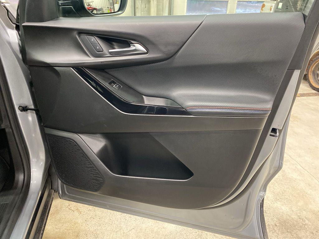 used 2025 Chevrolet Equinox car, priced at $34,980