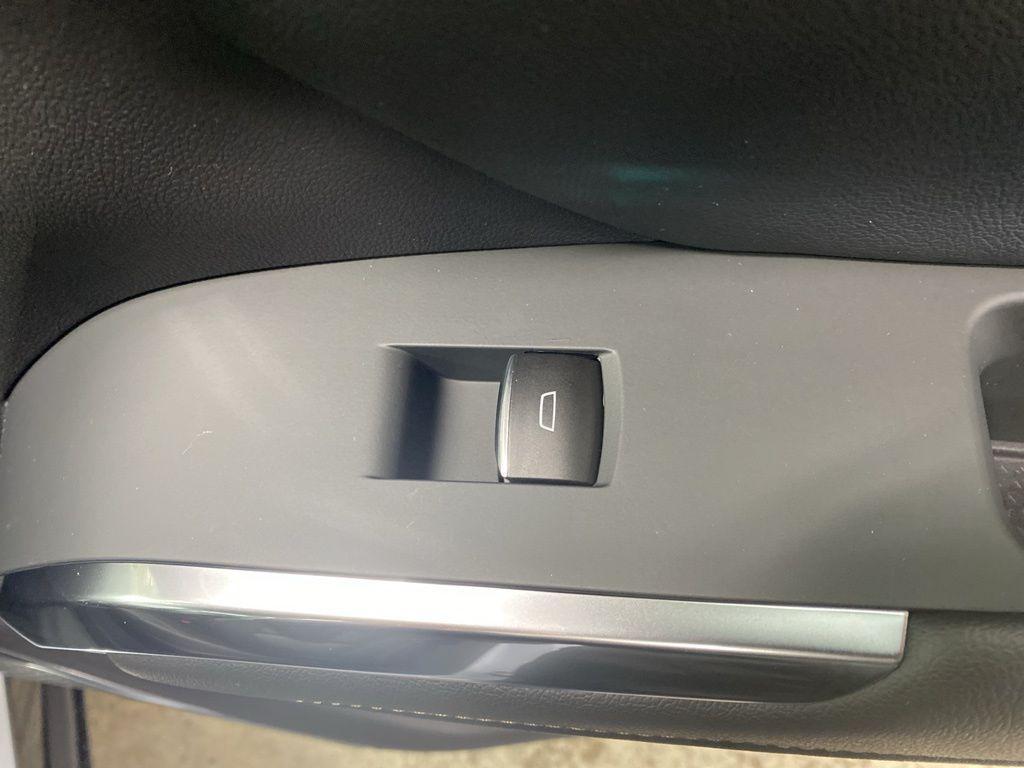 new 2026 Chevrolet Traverse car, priced at $60,475