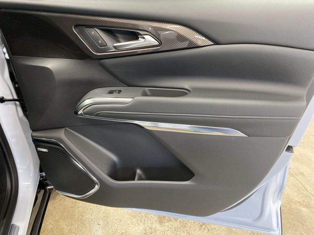 new 2026 Chevrolet Traverse car, priced at $60,475