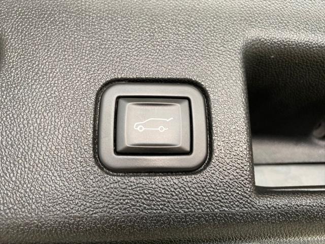 used 2023 Chevrolet Equinox car, priced at $23,680