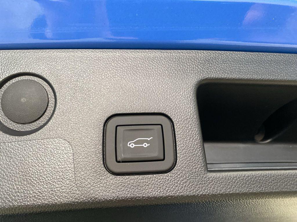 new 2026 Chevrolet Equinox car, priced at $36,880