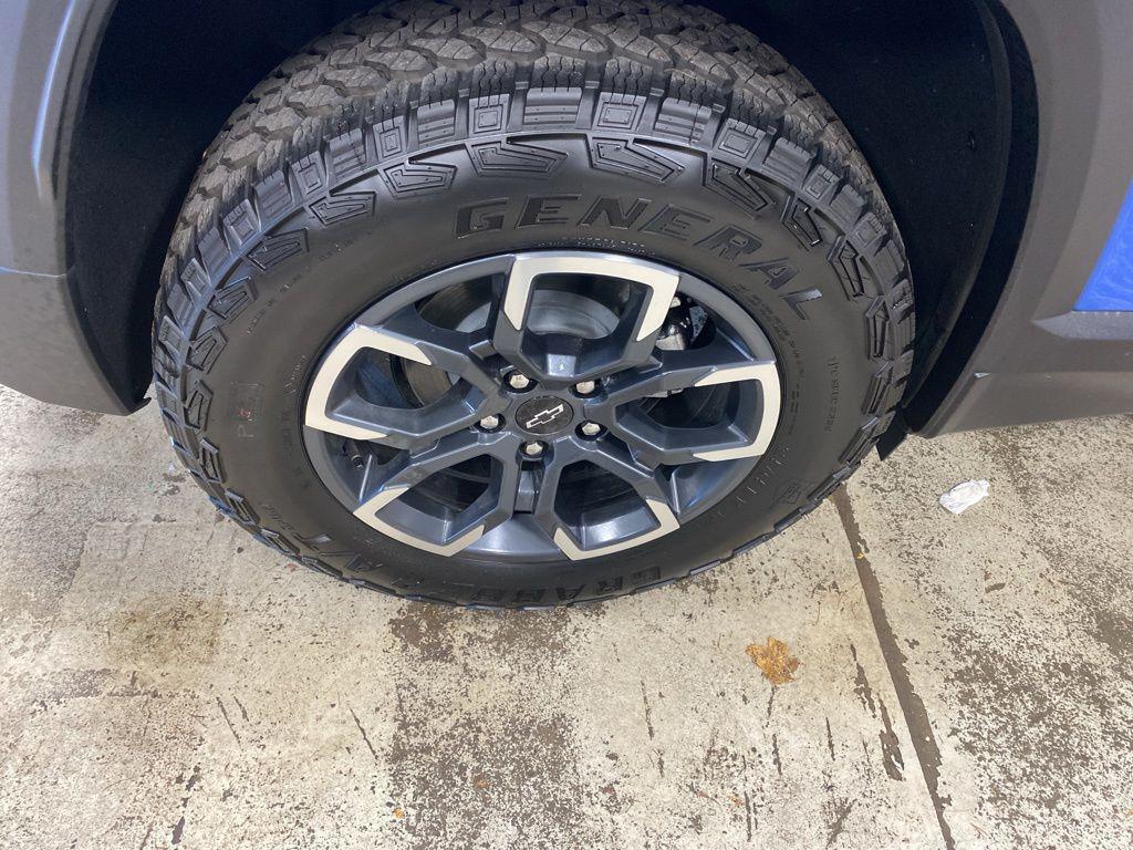 new 2026 Chevrolet Equinox car, priced at $36,880