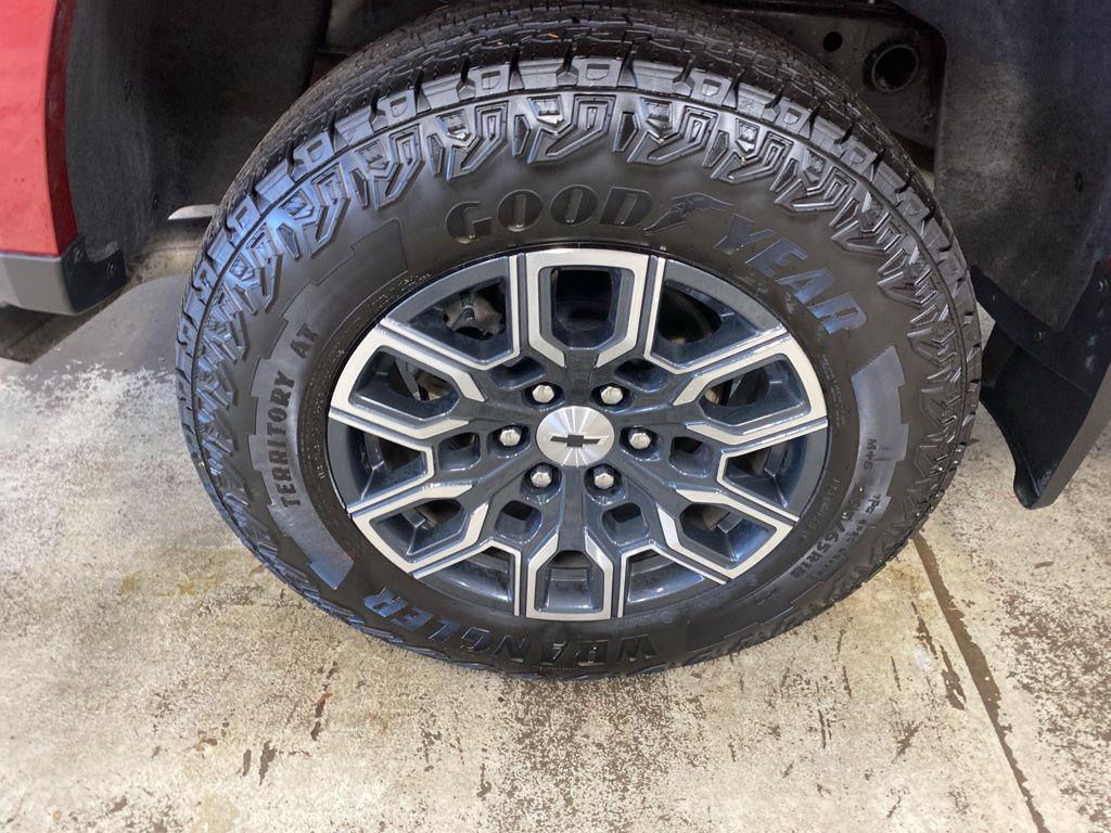 used 2025 Chevrolet Colorado car, priced at $43,300