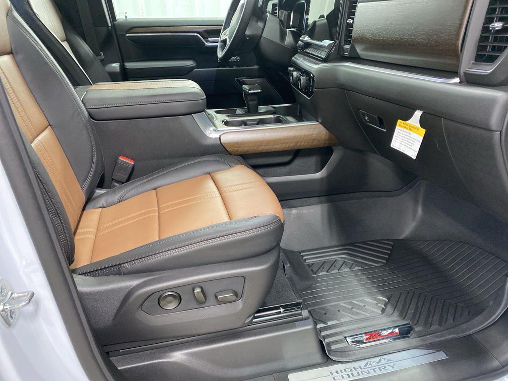 new 2026 Chevrolet Silverado 1500 car, priced at $71,990