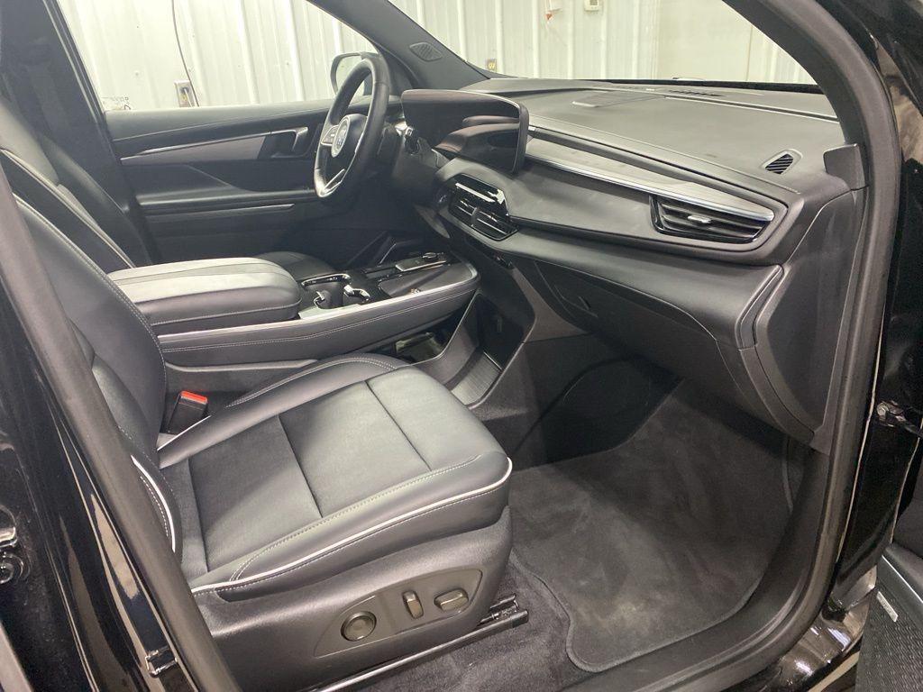 used 2025 Buick Enclave car, priced at $39,980