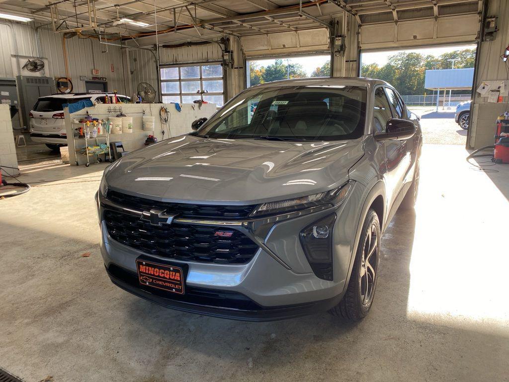 new 2025 Chevrolet Trax car, priced at $24,390