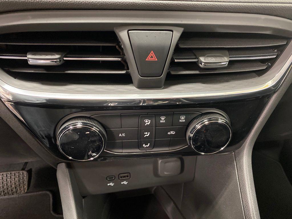 used 2024 Buick Encore GX car, priced at $27,900