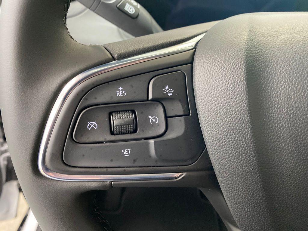 used 2024 Buick Encore GX car, priced at $27,900