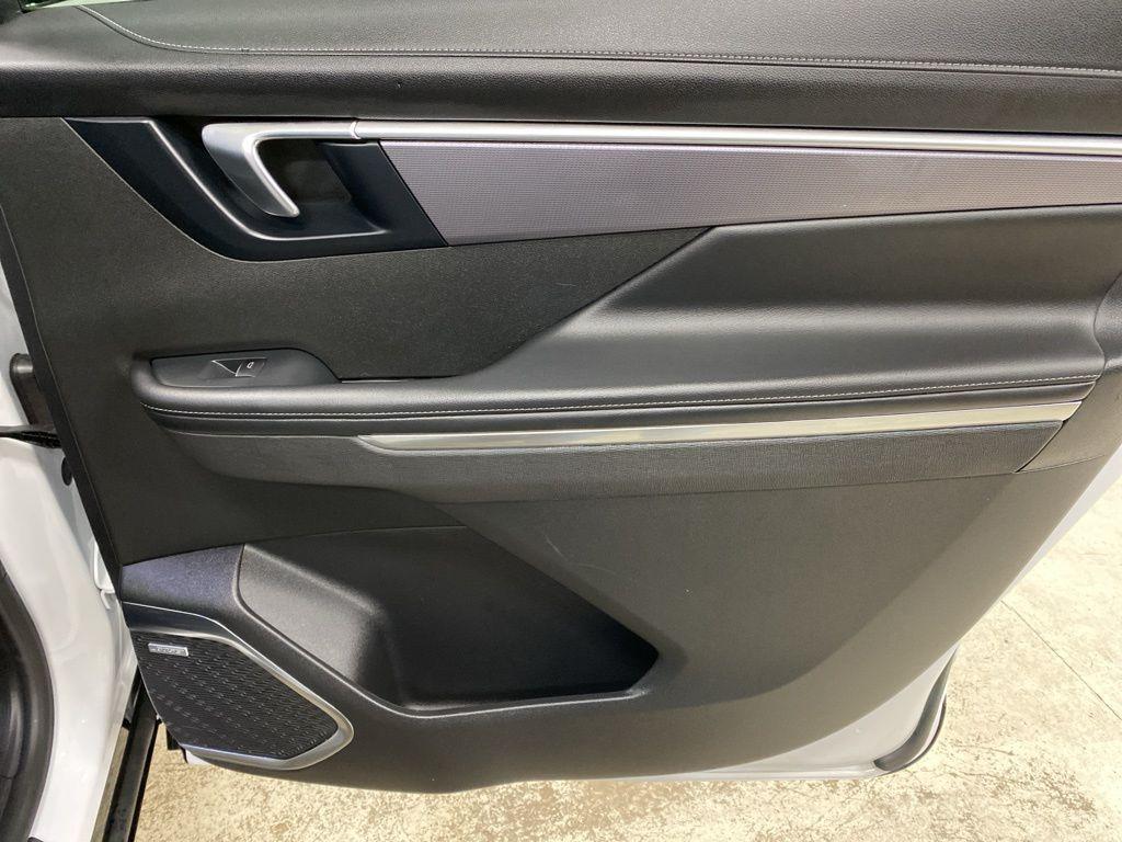 used 2025 Buick Enclave car, priced at $43,980