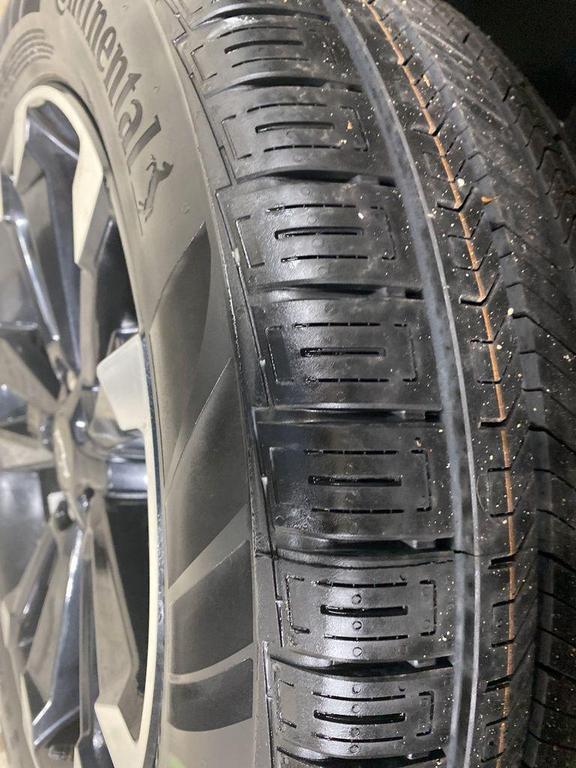 new 2026 Chevrolet Equinox car, priced at $36,275