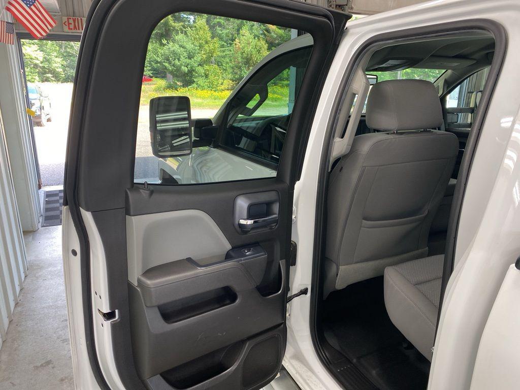 used 2017 Chevrolet Silverado 2500 car, priced at $28,980