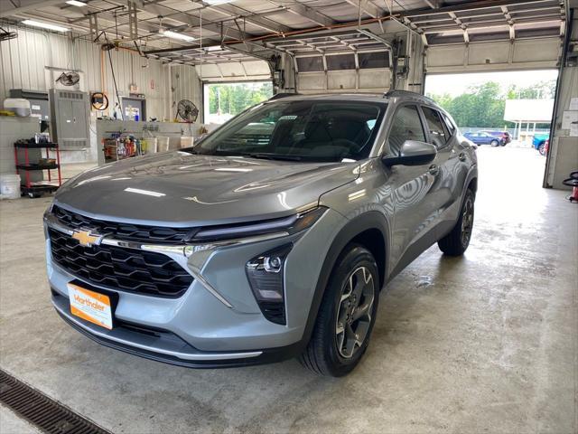 new 2025 Chevrolet Trax car, priced at $23,900