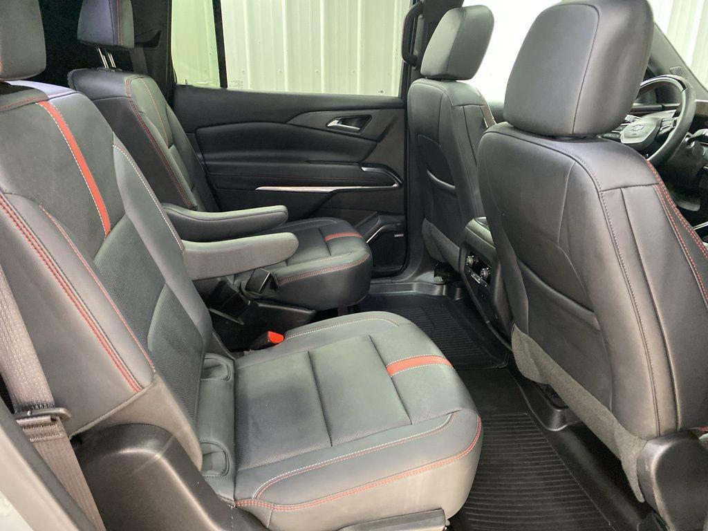 used 2024 Chevrolet Traverse car, priced at $52,498