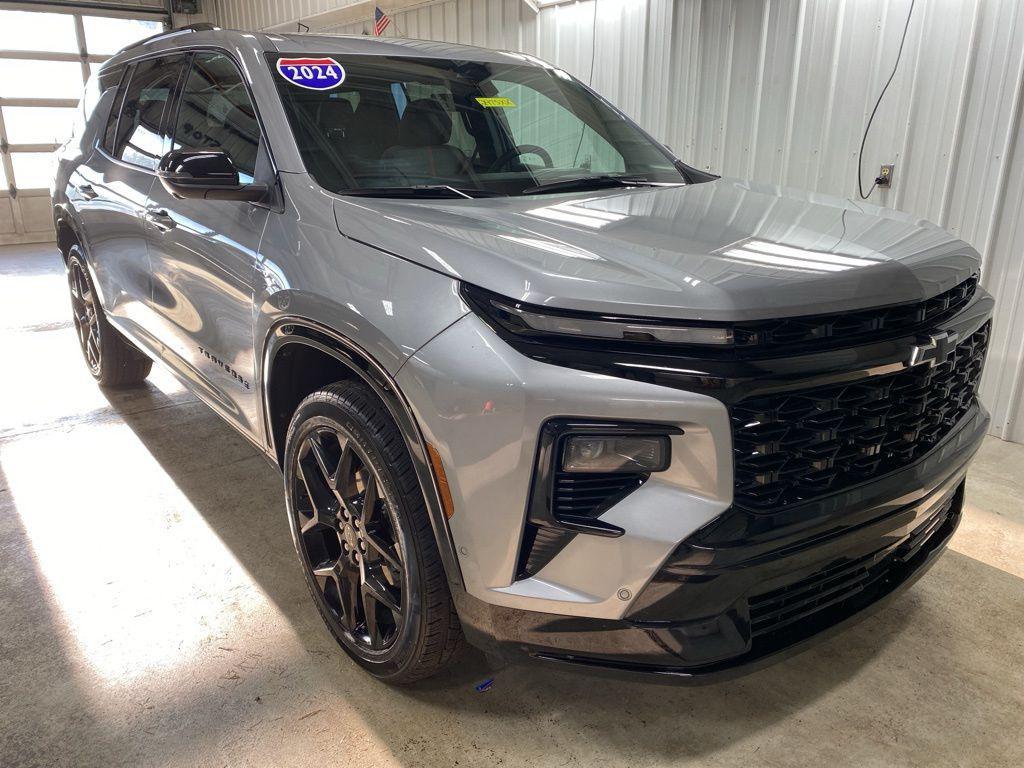 used 2024 Chevrolet Traverse car, priced at $52,498