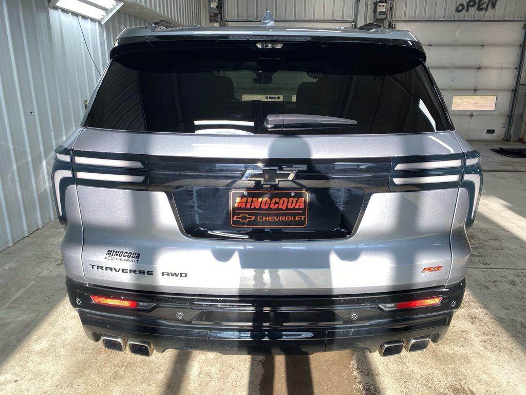 used 2024 Chevrolet Traverse car, priced at $52,498