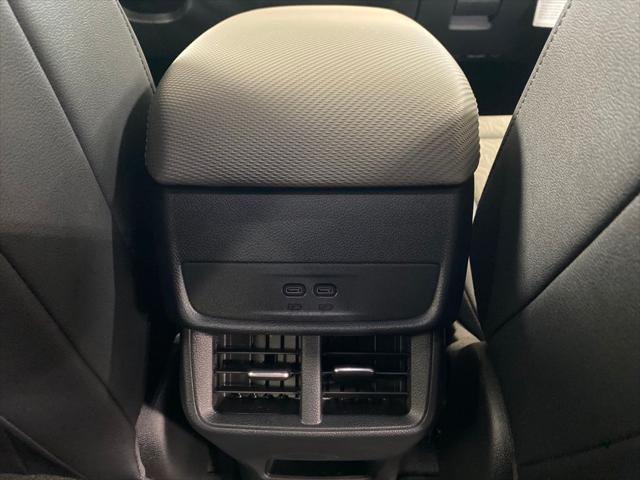 new 2026 Chevrolet Equinox car, priced at $34,055