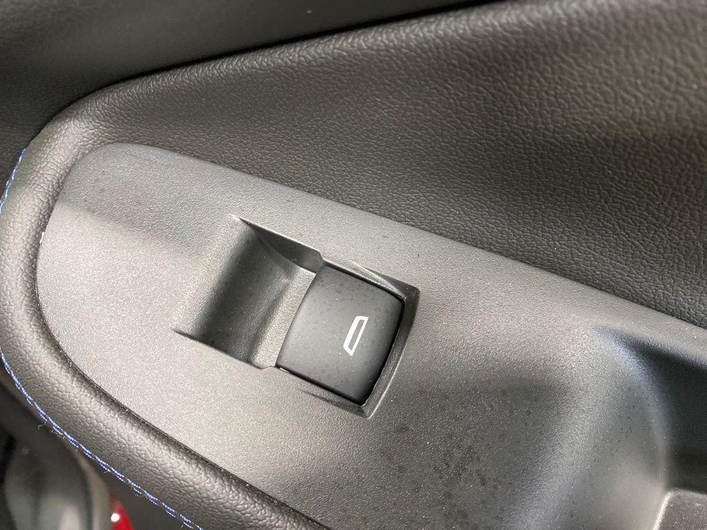 used 2025 Buick Encore GX car, priced at $27,980