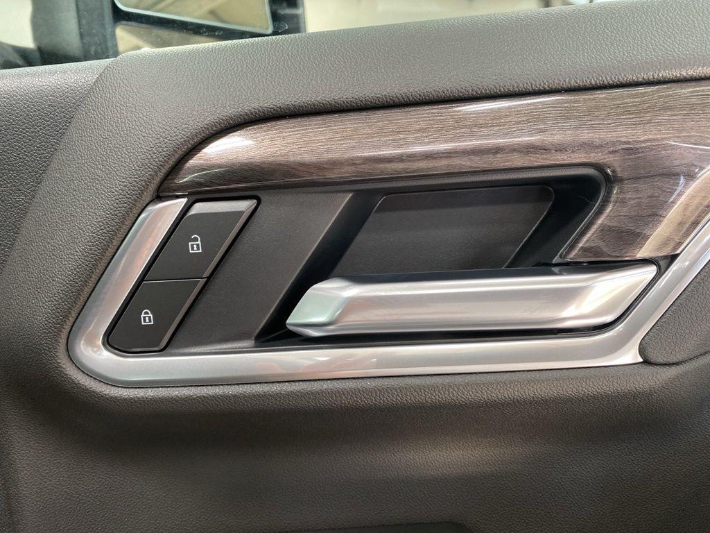 new 2026 Chevrolet Silverado 3500 car, priced at $81,990