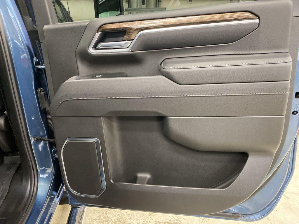 used 2025 Chevrolet Silverado 3500 car, priced at $63,980