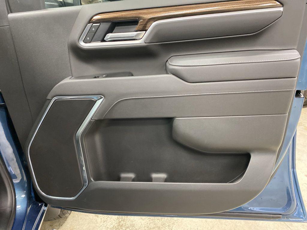 used 2025 Chevrolet Silverado 3500 car, priced at $63,980