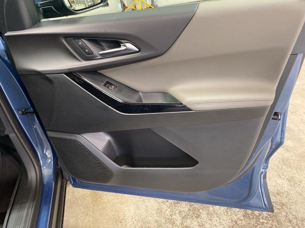 new 2026 Chevrolet Equinox car, priced at $34,575