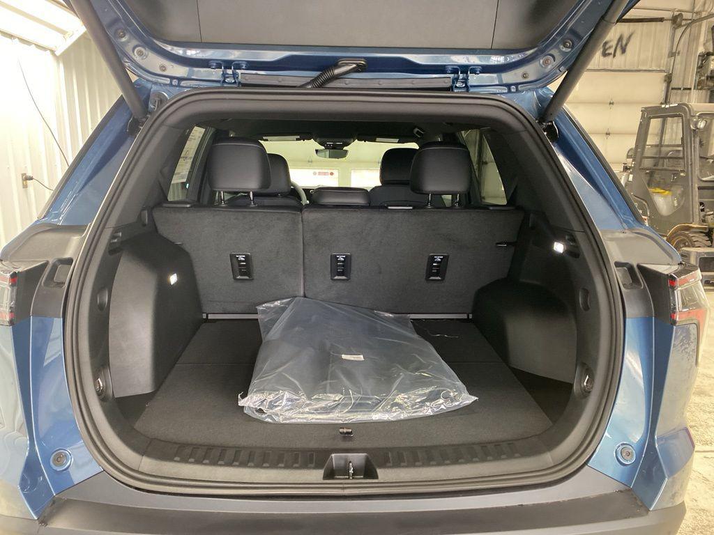 new 2026 Chevrolet Equinox car, priced at $34,575