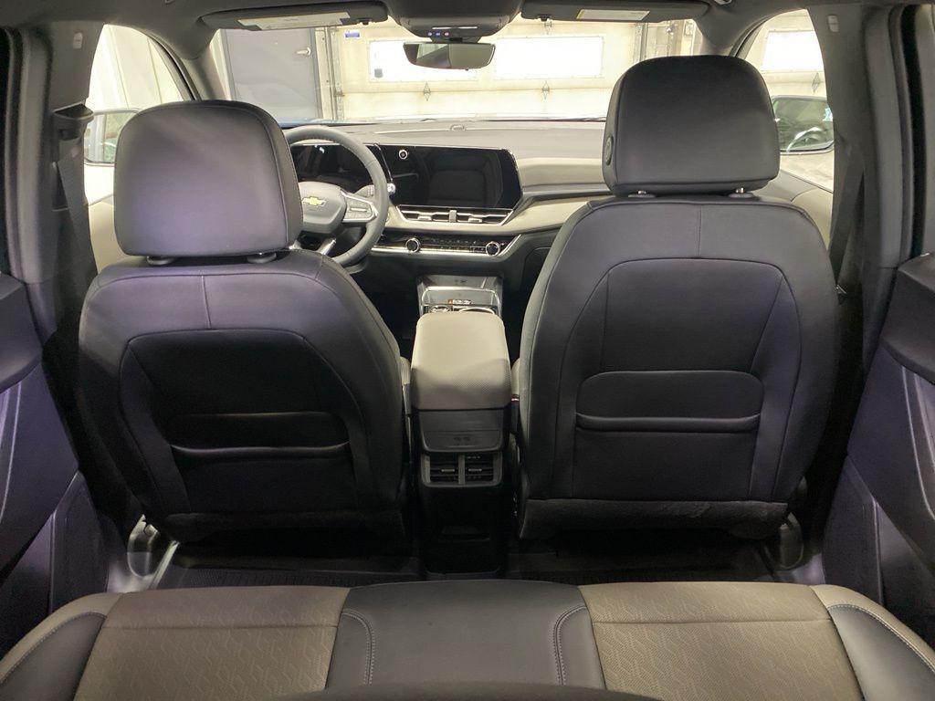 new 2026 Chevrolet Equinox car, priced at $34,575