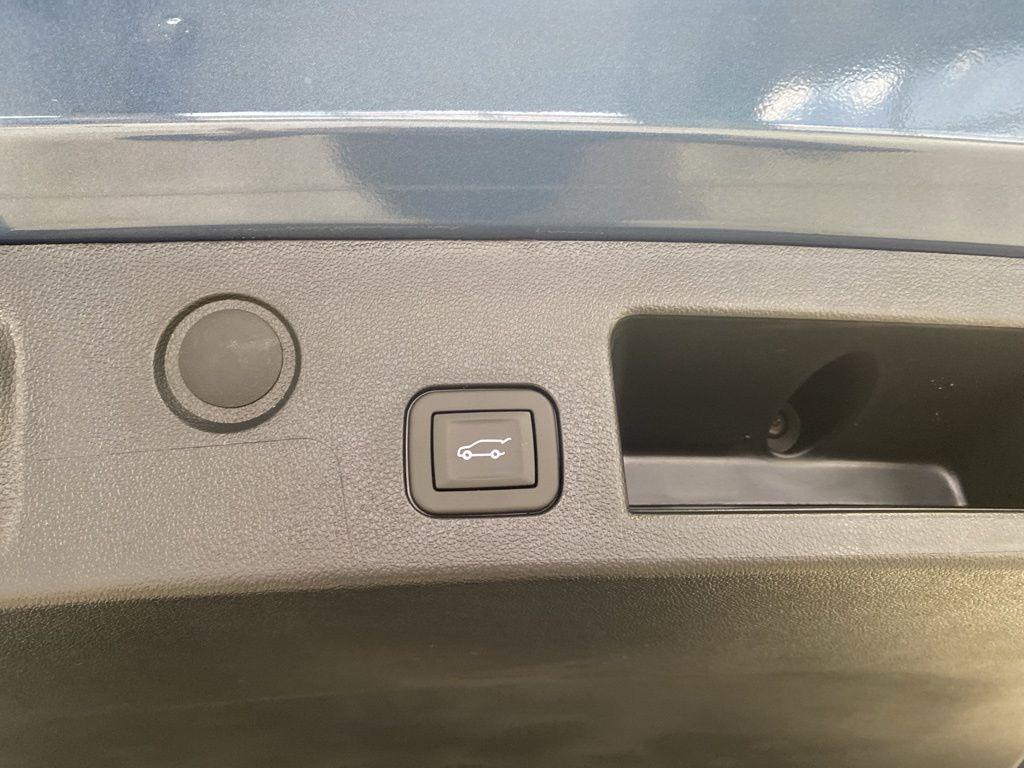 new 2026 Chevrolet Equinox car, priced at $34,575