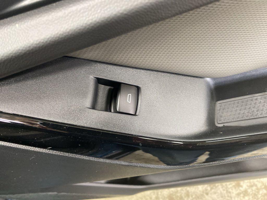 new 2026 Chevrolet Equinox car, priced at $34,575