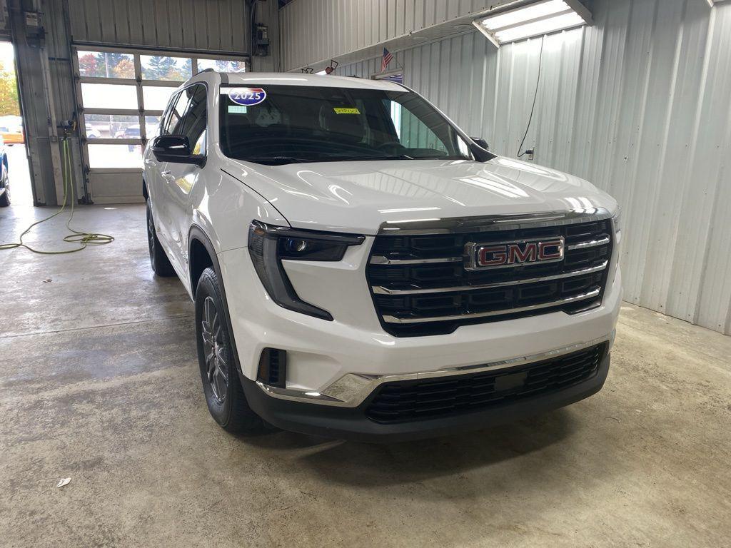 used 2025 GMC Acadia car, priced at $38,980