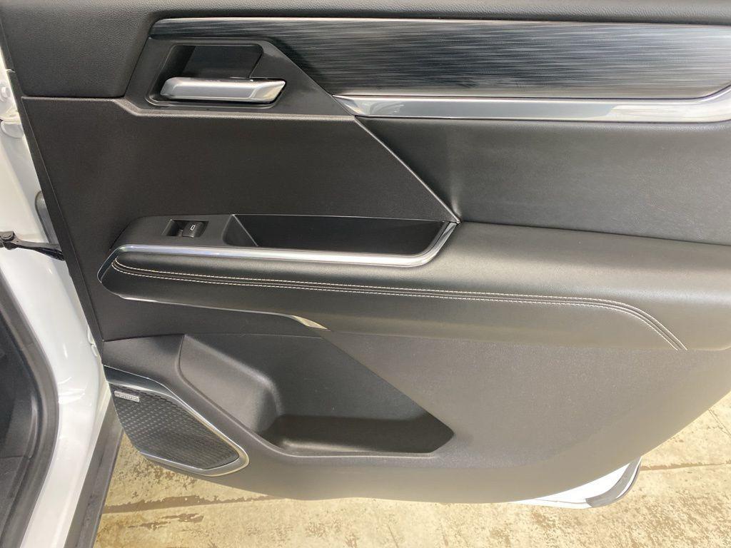 used 2025 GMC Acadia car, priced at $38,980