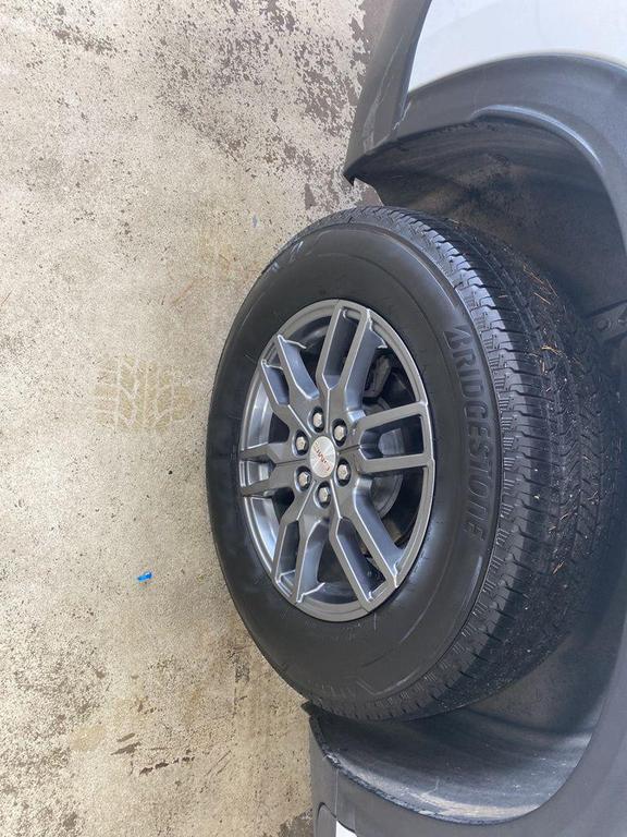 used 2025 GMC Acadia car, priced at $38,980