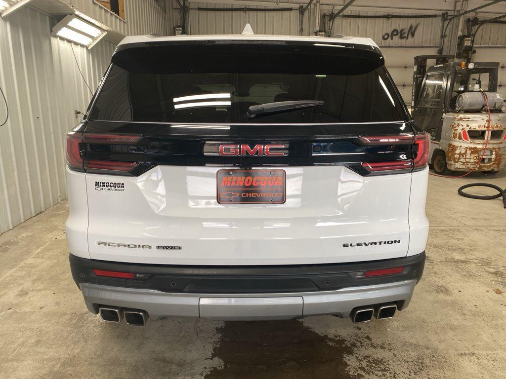 used 2025 GMC Acadia car, priced at $38,980