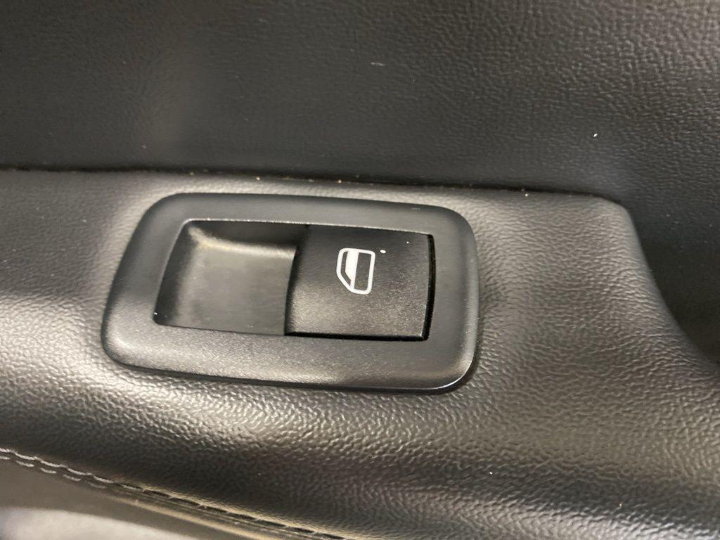 used 2021 Jeep Grand Cherokee car, priced at $23,980