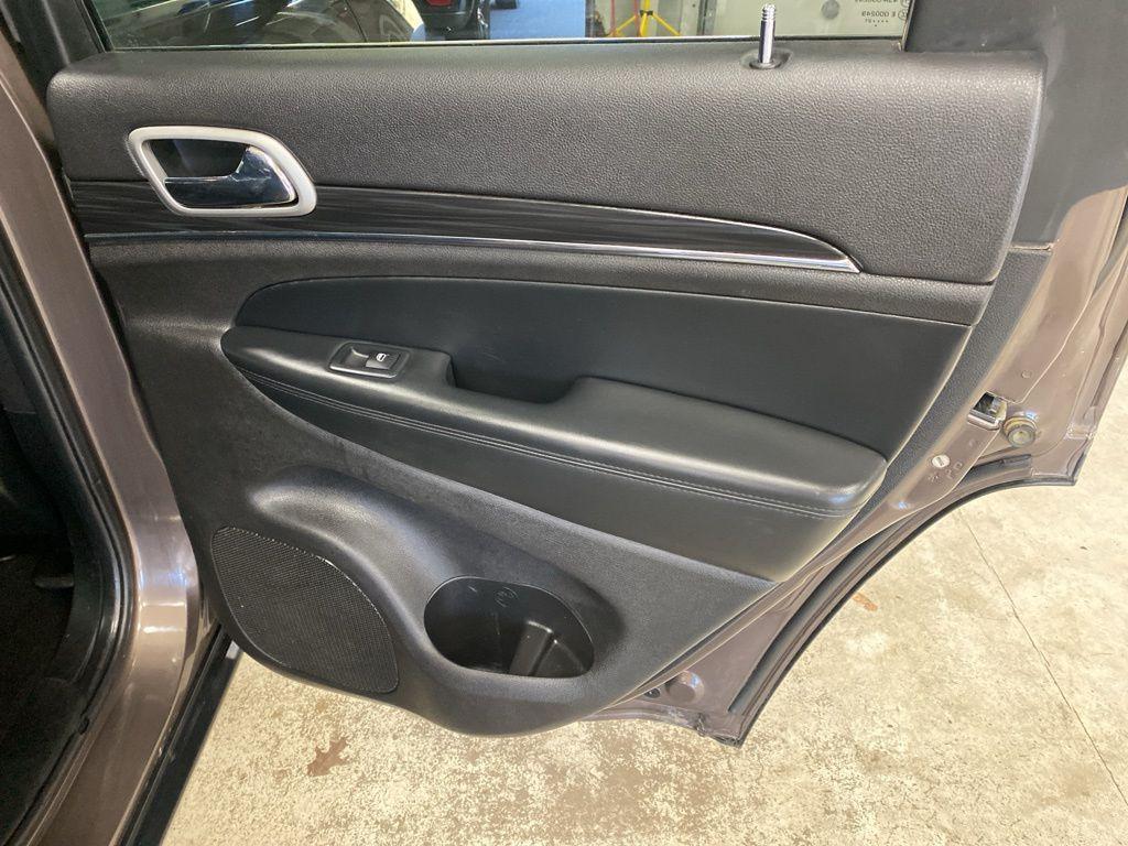 used 2021 Jeep Grand Cherokee car, priced at $23,980